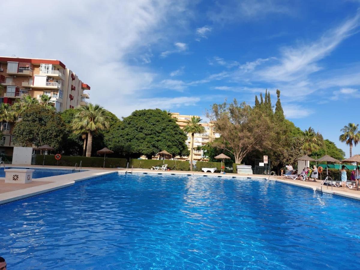 Encantador Estudio Con Piscina Benalmadena Luaran gambar
